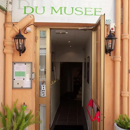 Отель Du Musee